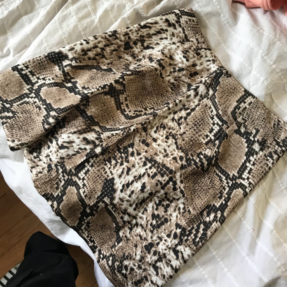 Snake skirt size 2